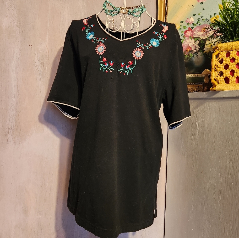 Black Cotton Tee With Floral Embroidery & Rope Detail by Capacity Sz L